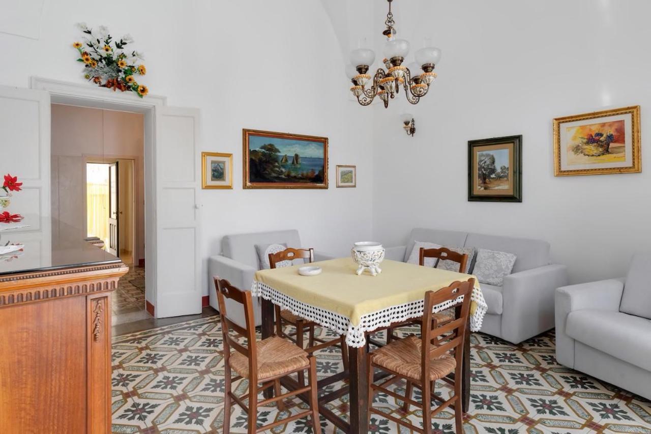 La Torre Antica Dimora Διαμέρισμα Giuggianello Εξωτερικό φωτογραφία