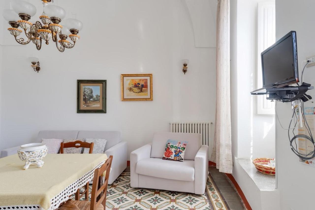 La Torre Antica Dimora Διαμέρισμα Giuggianello Εξωτερικό φωτογραφία