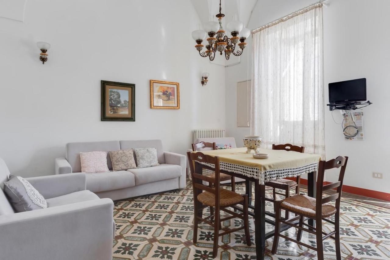 La Torre Antica Dimora Διαμέρισμα Giuggianello Εξωτερικό φωτογραφία